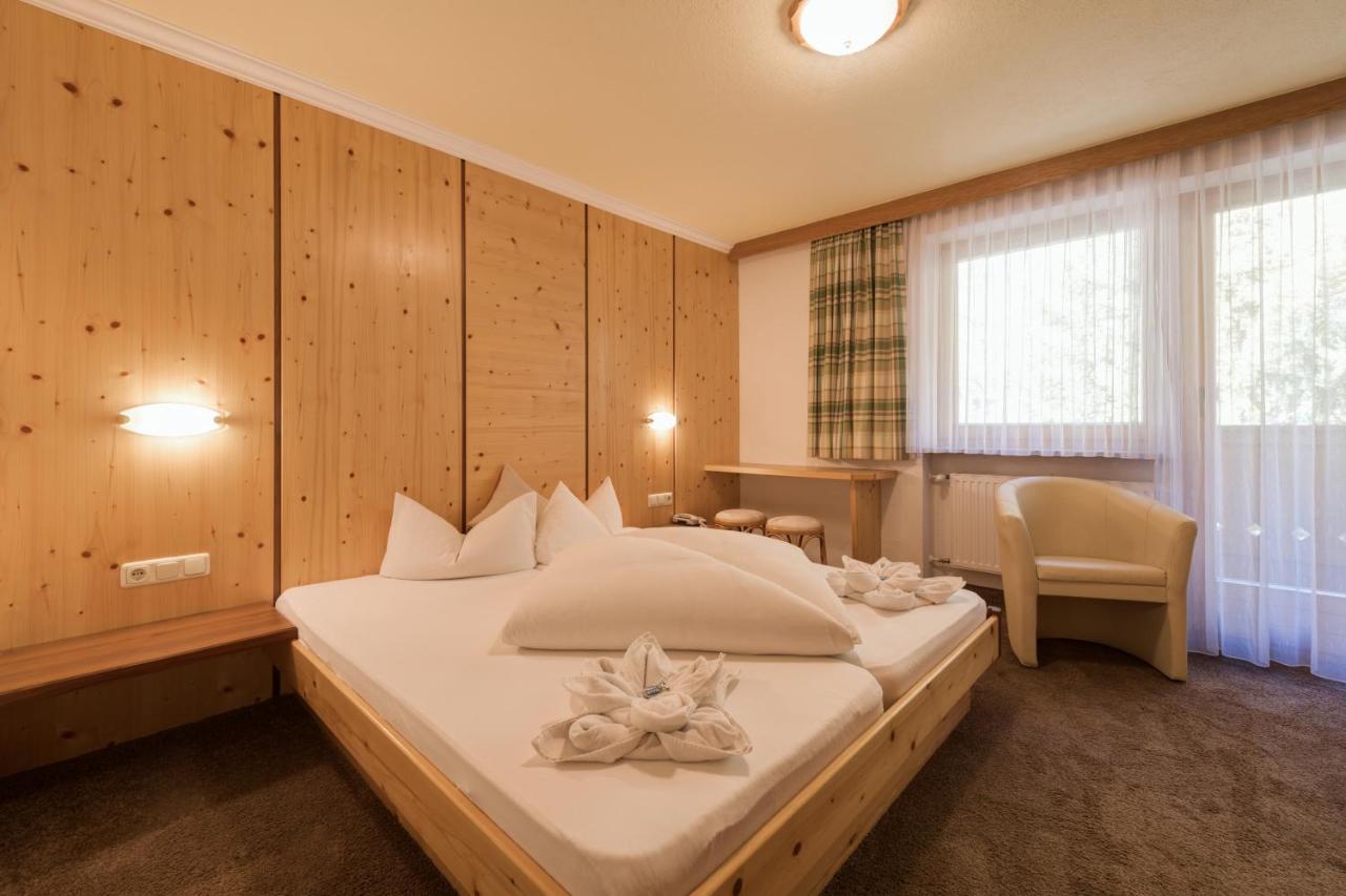 Hotel Enzian Paznaun See Buitenkant foto