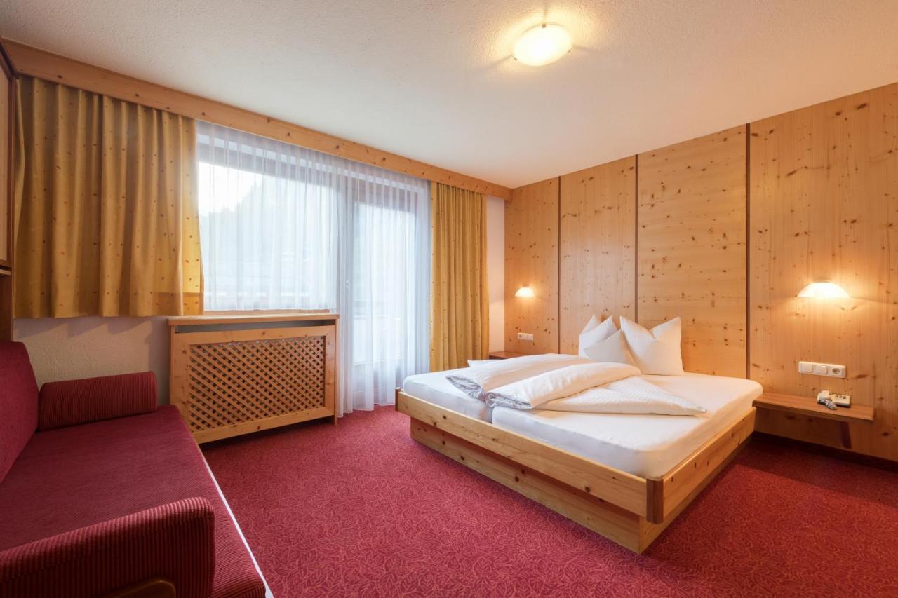 Hotel Enzian Paznaun See Buitenkant foto