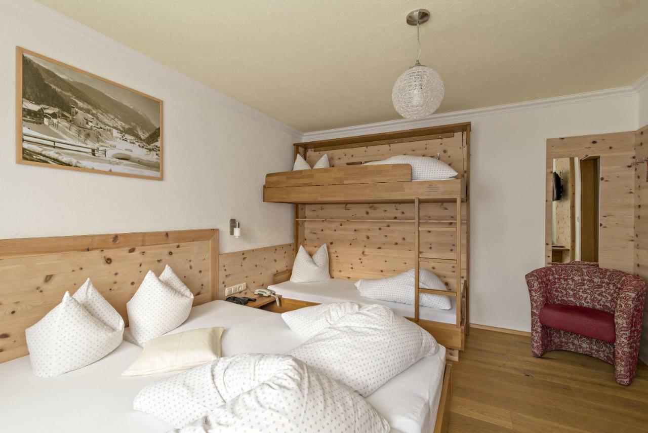 Hotel Enzian Paznaun See Buitenkant foto